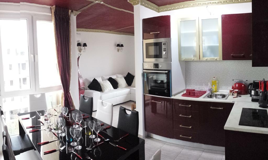 Pollo Resort Mikosta Apartments 阳光海滩 外观 照片